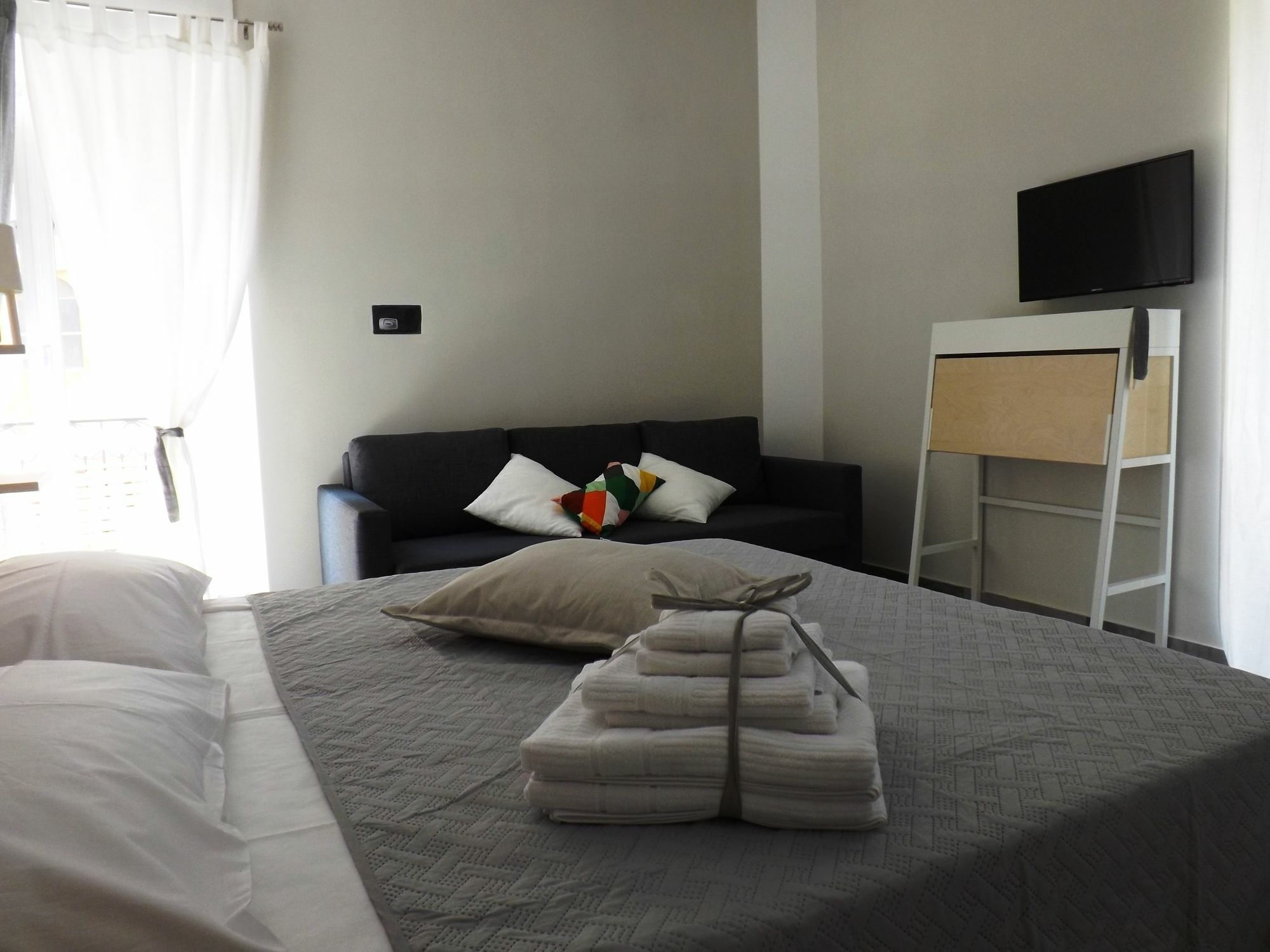 Domus Alma Bed & Breakfast Naples Exterior photo
