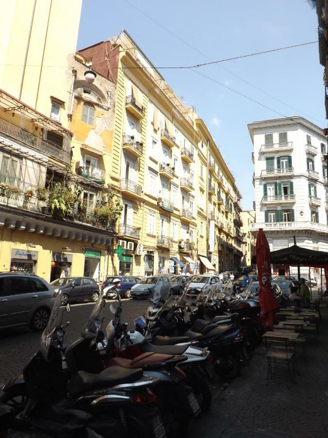 Domus Alma Bed & Breakfast Naples Exterior photo