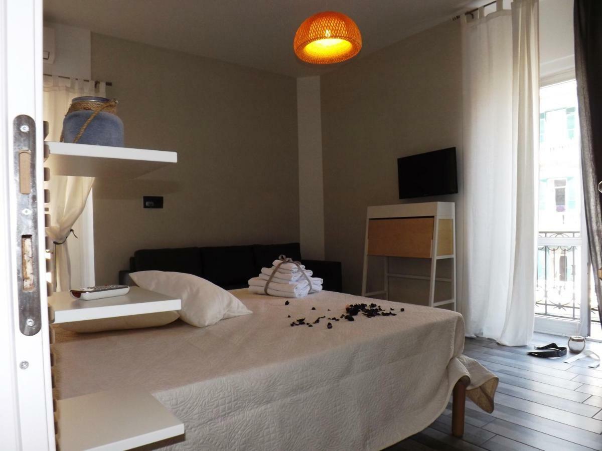 Domus Alma Bed & Breakfast Naples Exterior photo